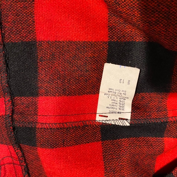 Ladies Red & Black Plaid Wool Pleated front skirt - Picture 4 of 4